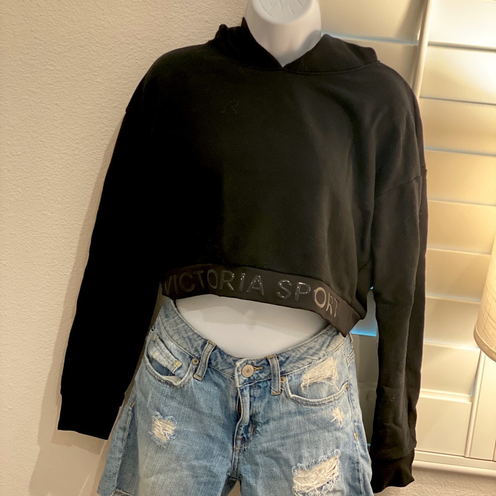 Victoria Sport Cropped Hooded Sweatshirt